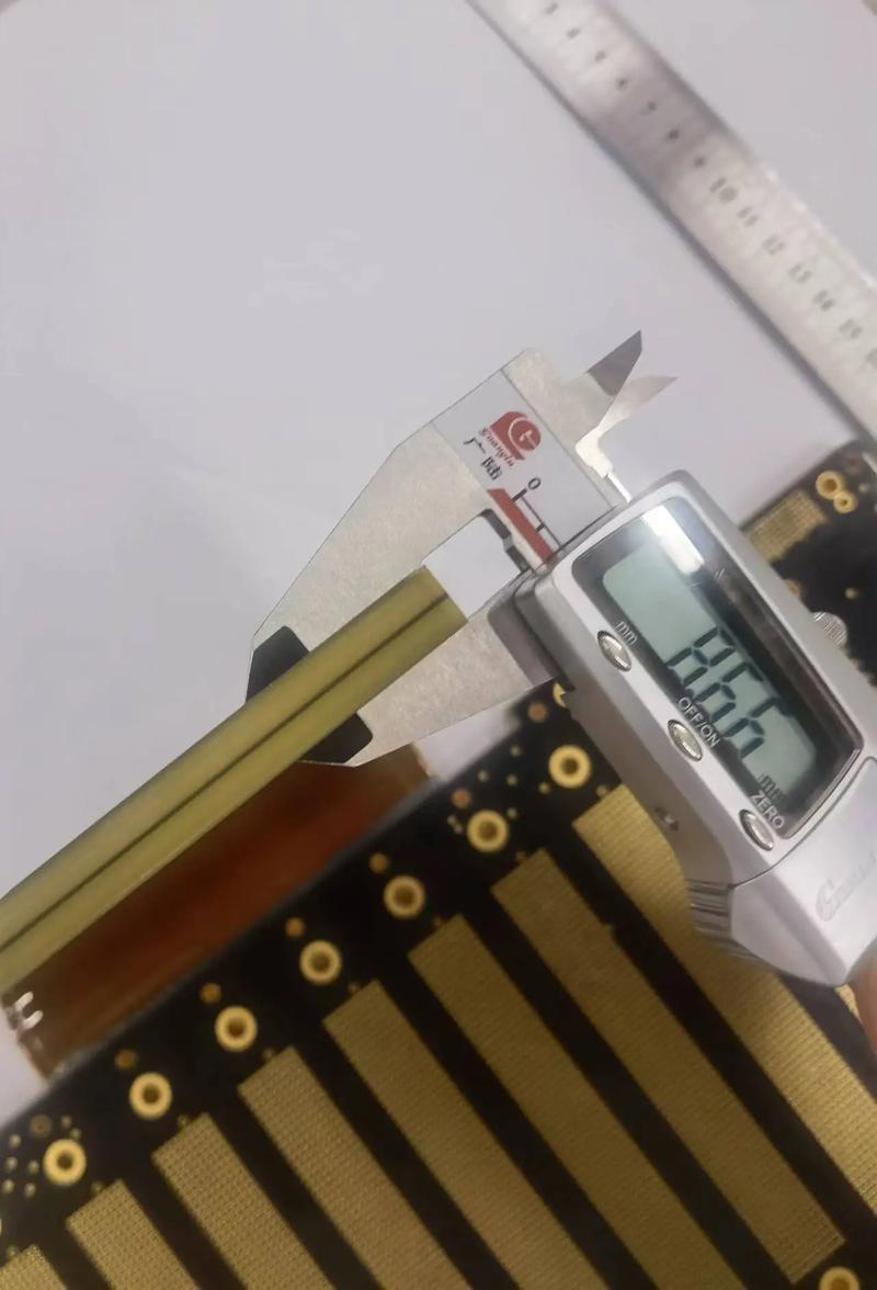 26层刚柔结合板设计与制造要点 内外1oz铜厚、板厚3.4mm及0.2mm最小孔工艺解析